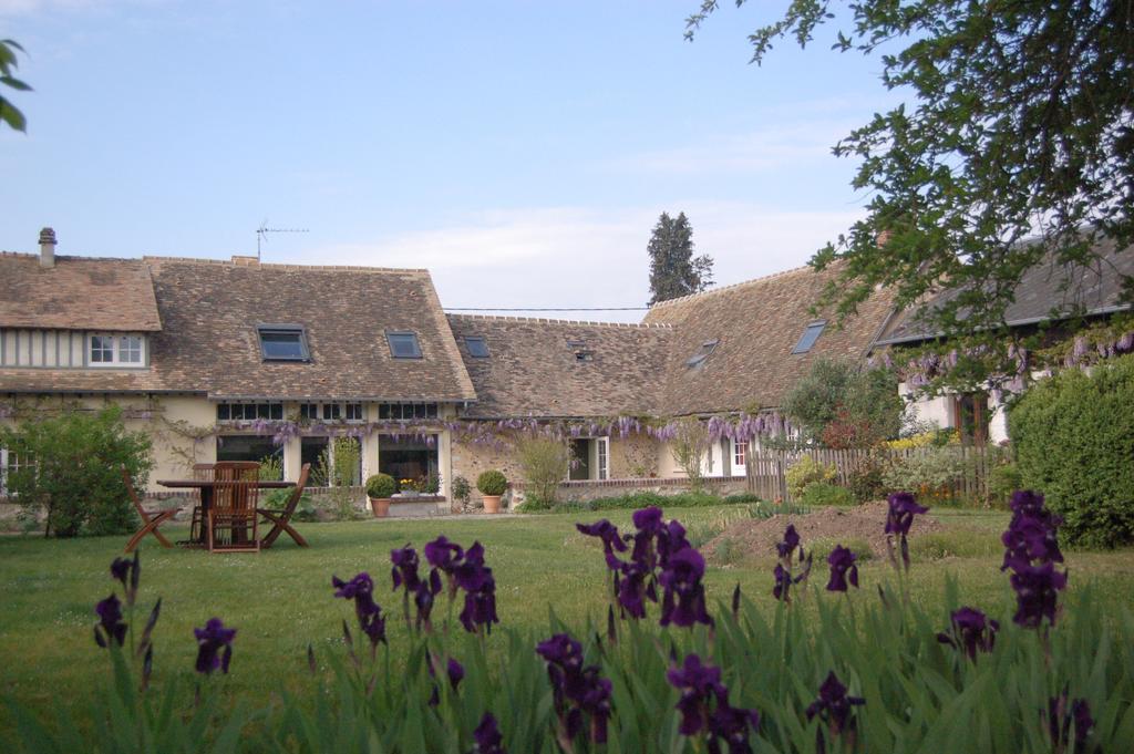 La Chaiserie La Croix-Saint-Leufroy Exterior foto